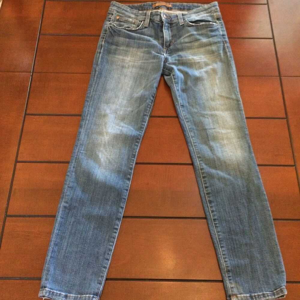 Joe’s jeans straight ankle jeans 28